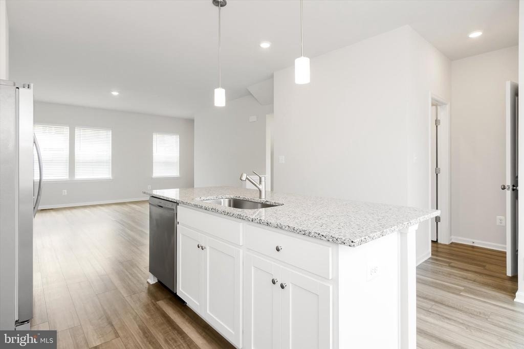 405 17th Avenue - Photo 10