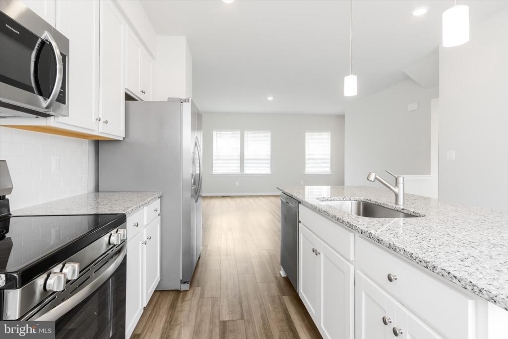 405 17th Avenue - Photo 7