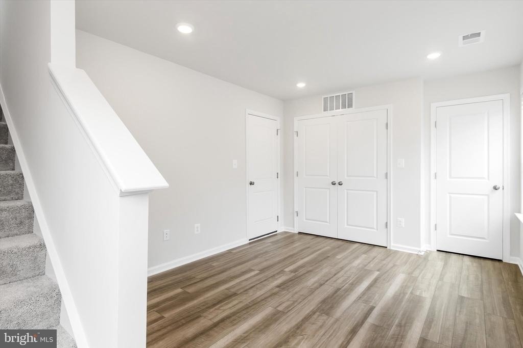 405 17th Avenue - Photo 3