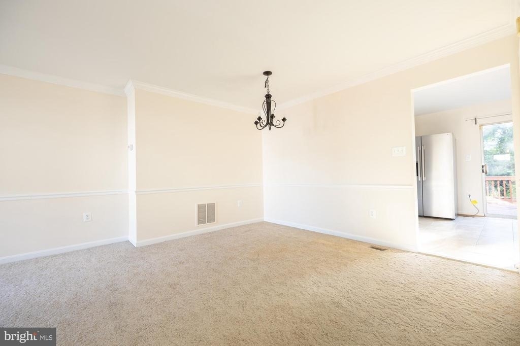 12866 Hyannis Lane - Photo 3
