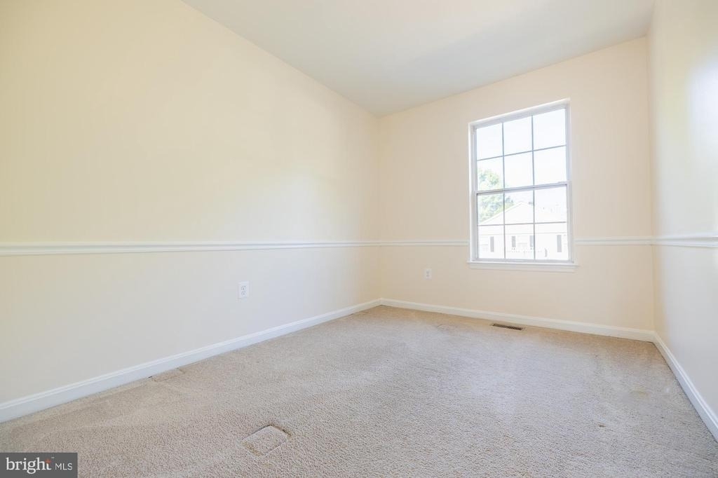 12866 Hyannis Lane - Photo 8