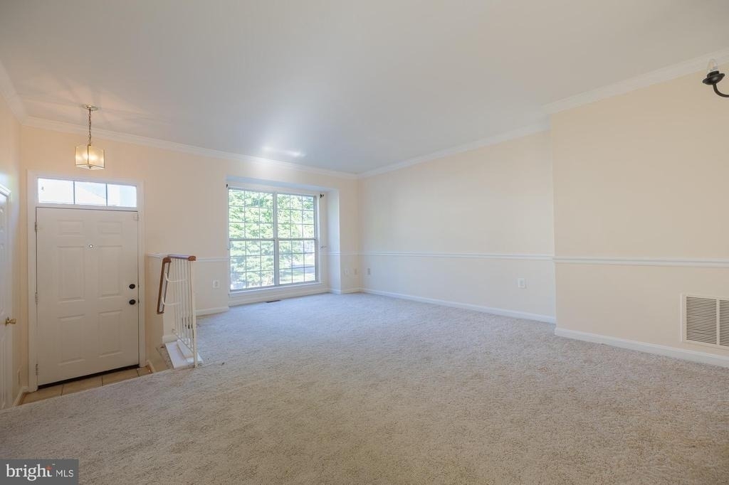 12866 Hyannis Lane - Photo 16