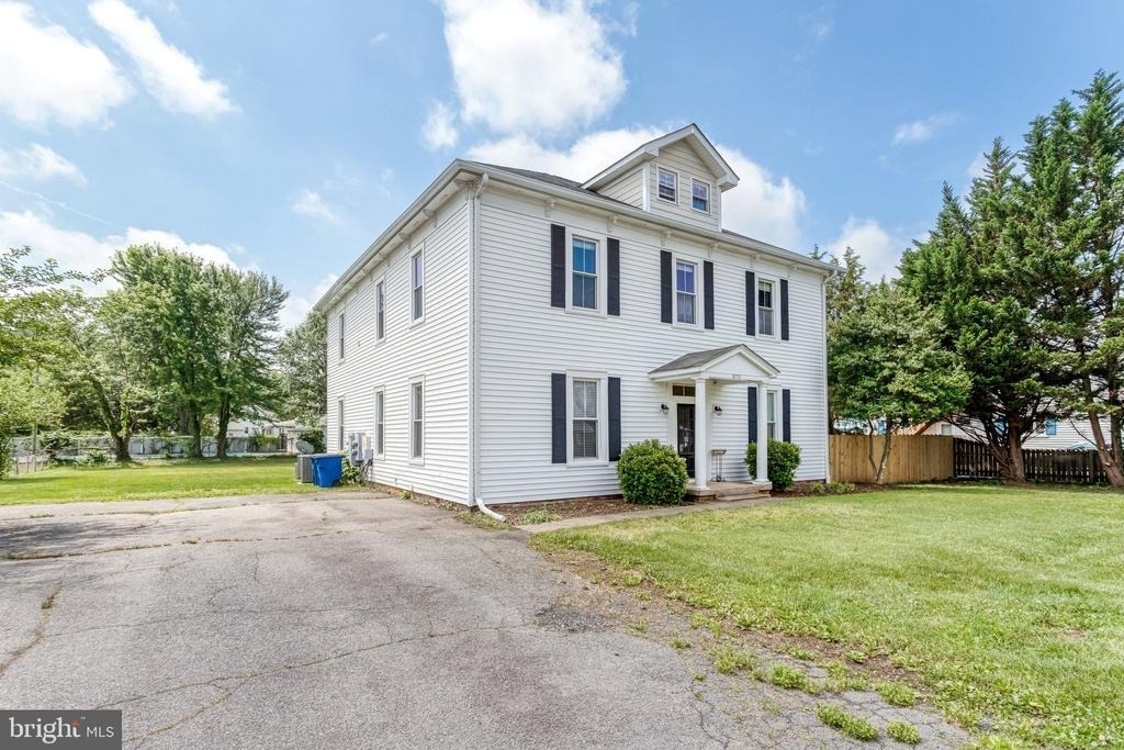 8753 Signal Hill Road - Photo 2