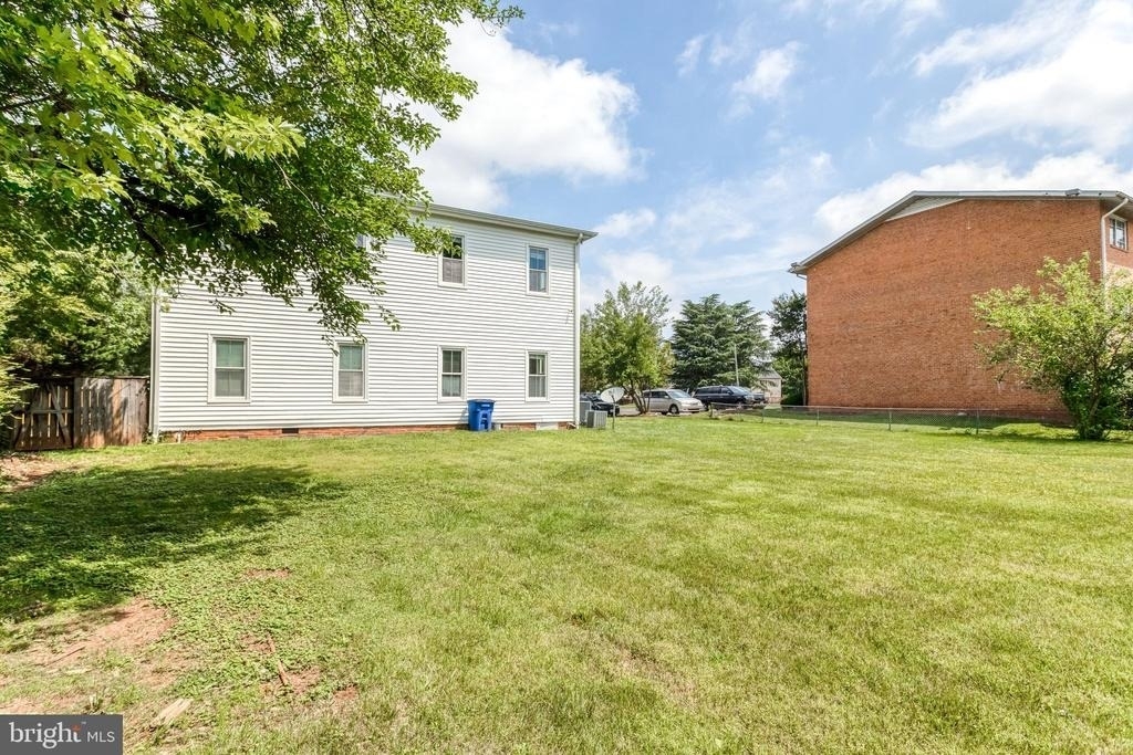 8753 Signal Hill Road - Photo 20