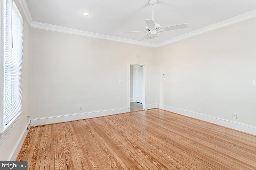 8753 Signal Hill Road - Photo 15