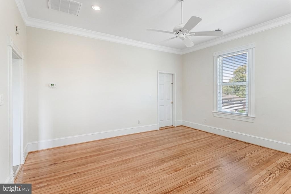 8753 Signal Hill Road - Photo 16