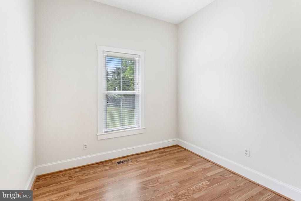 8753 Signal Hill Road - Photo 13