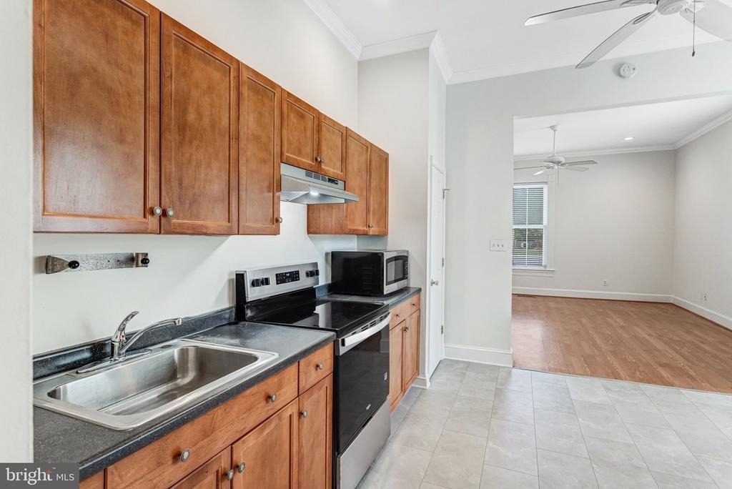 8753 Signal Hill Road - Photo 9