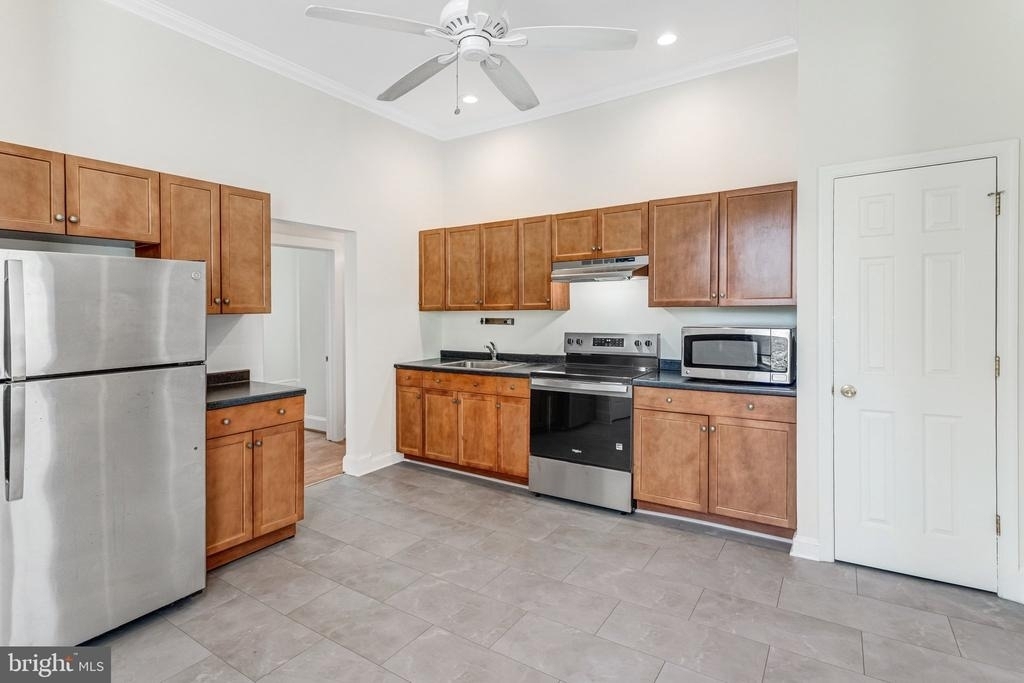 8753 Signal Hill Road - Photo 8