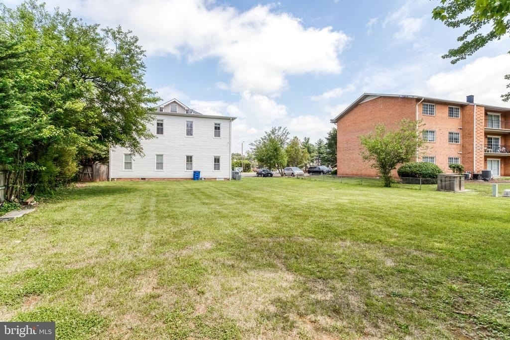 8753 Signal Hill Road - Photo 20
