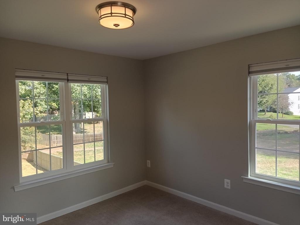 345 Silver Ridge Drive - Photo 15
