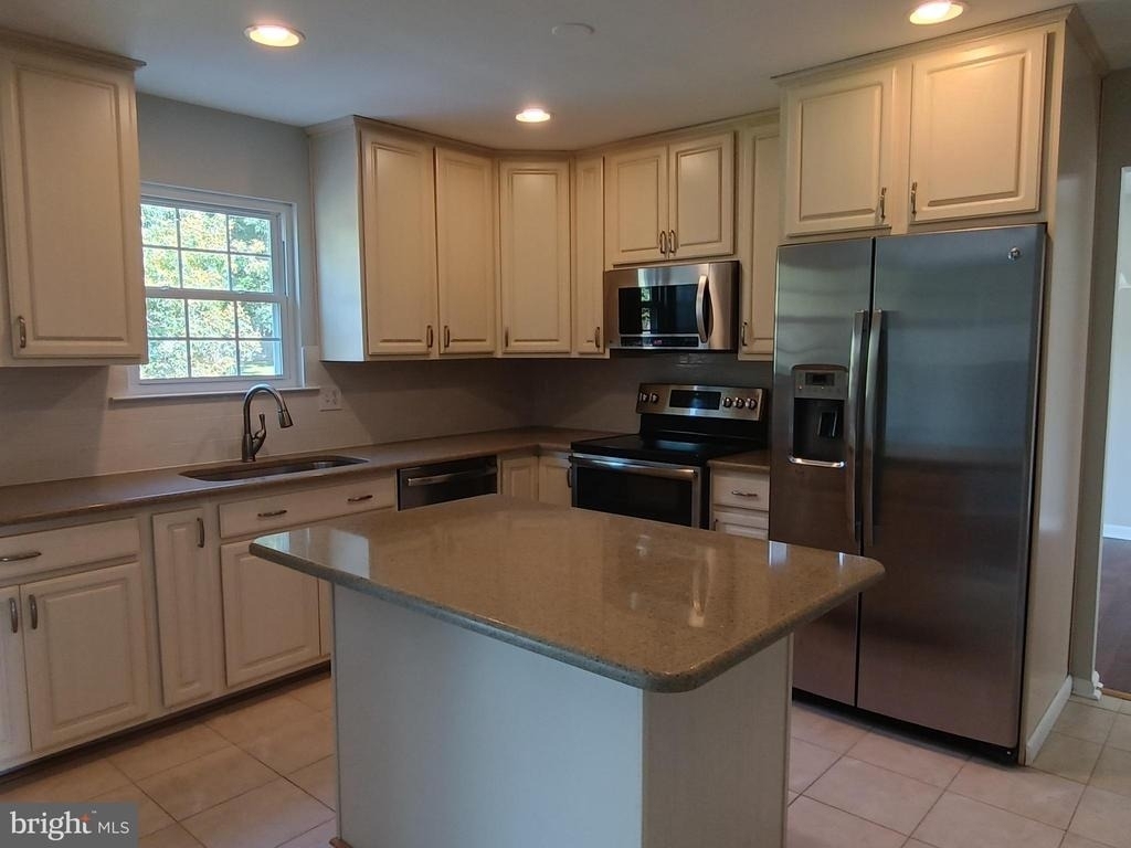 345 Silver Ridge Drive - Photo 9