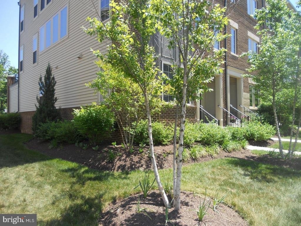 22806 Breezy Hollow Drive - Photo 25