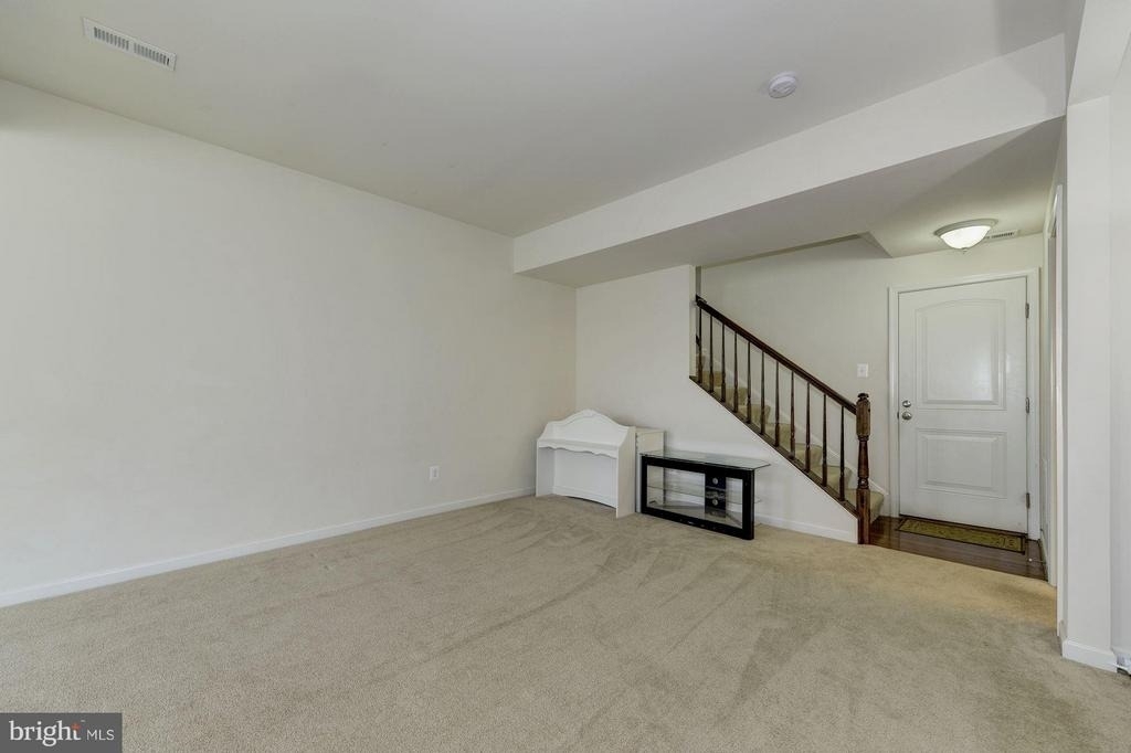 22677 Flowing Spring Square - Photo 26