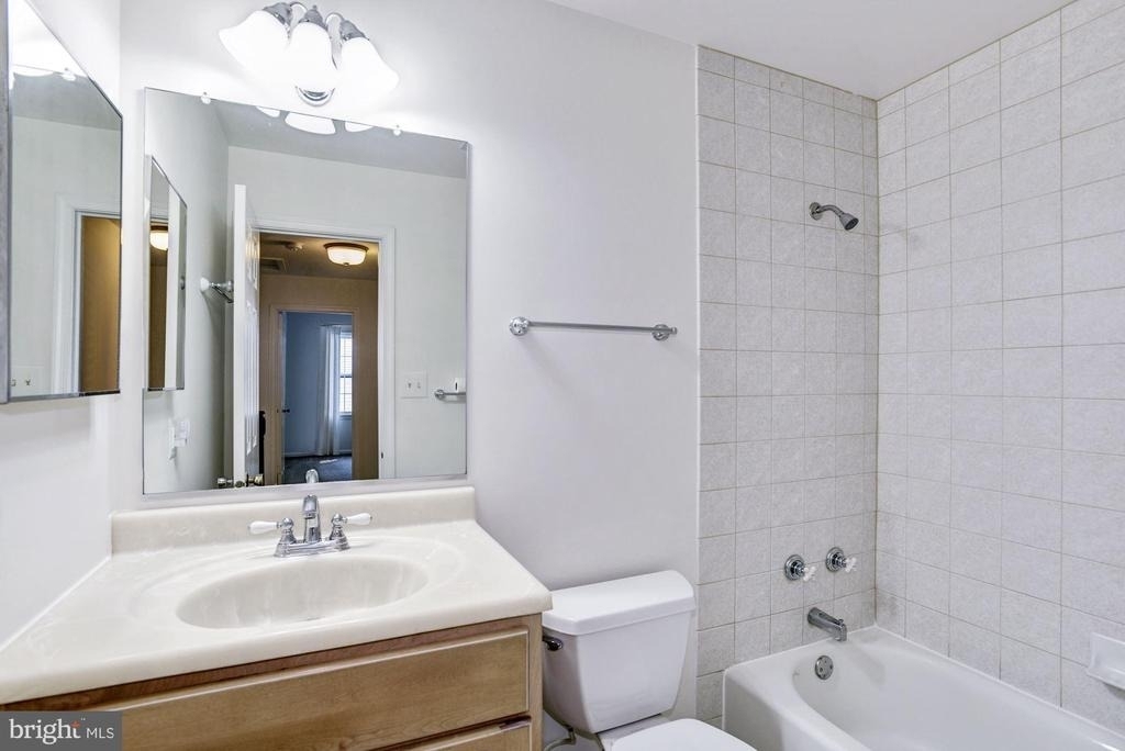 9012 Penn Manor Court - Photo 29