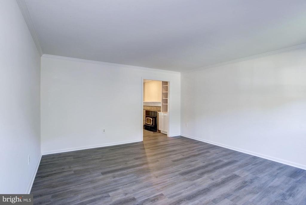 9012 Penn Manor Court - Photo 12