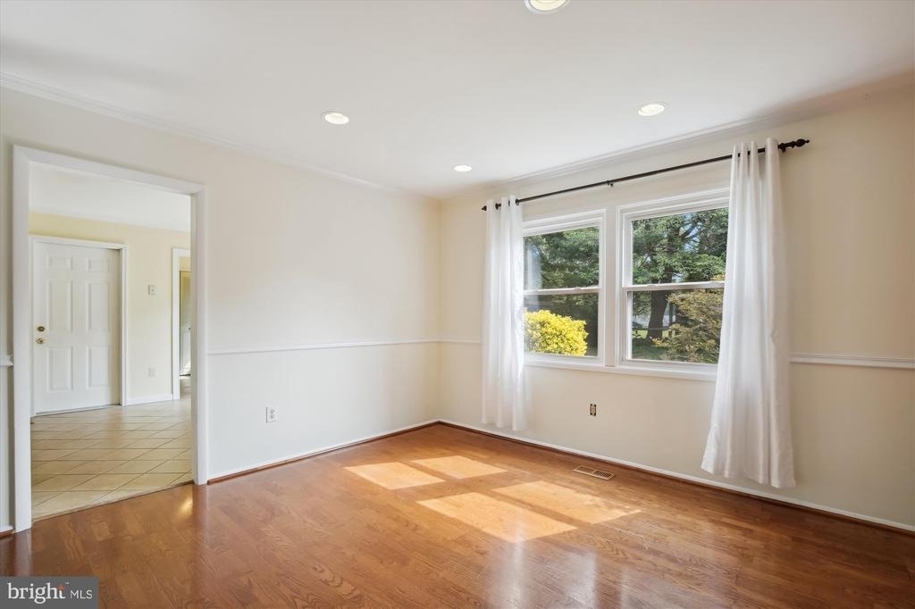 4607 Marshall Hall Lane - Photo 7