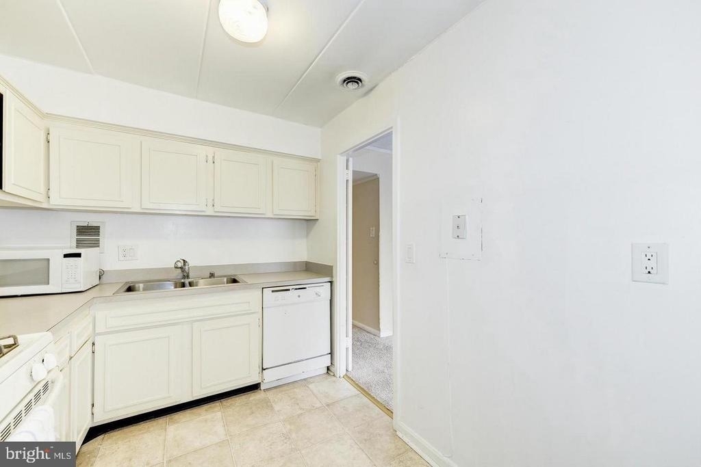 2624 Fort Farnsworth Road - Photo 9