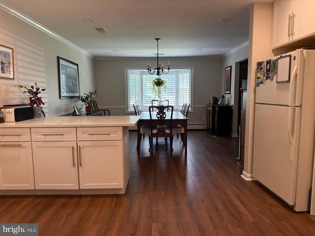 6914 Chelsea Road - Photo 3
