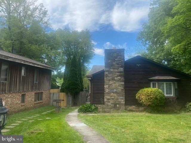 6914 Chelsea Road - Photo 0