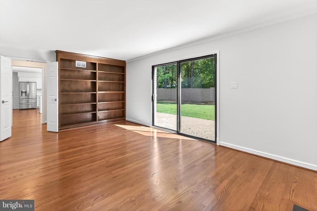 6294 Dunaway Court - Photo 27
