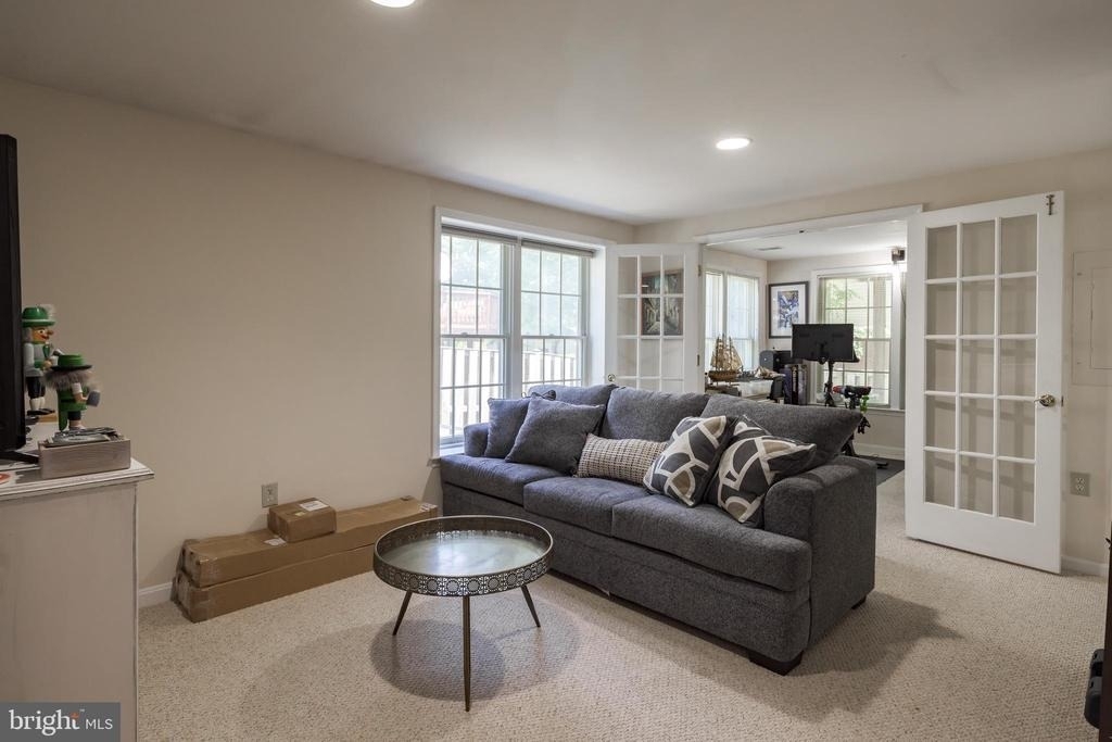 3945 Kathryn Jean Court - Photo 2