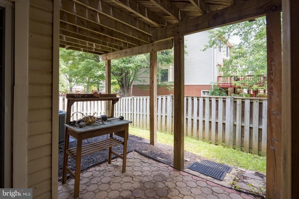 3945 Kathryn Jean Court - Photo 7