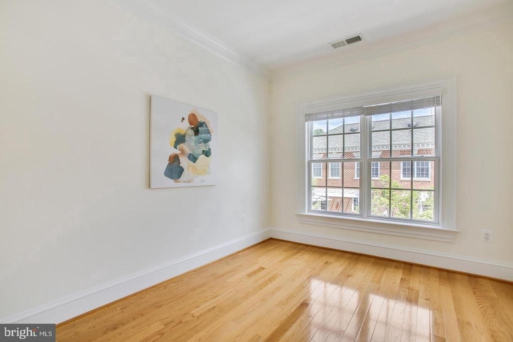 7022 Little Leaf Linden Lane - Photo 32