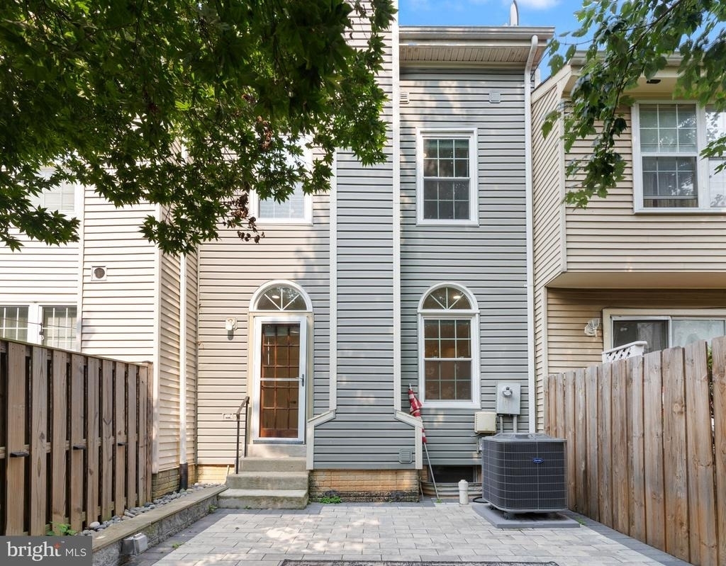 6630 Medinah Lane - Photo 33