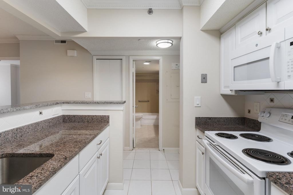 5505 Seminary Road - Photo 7