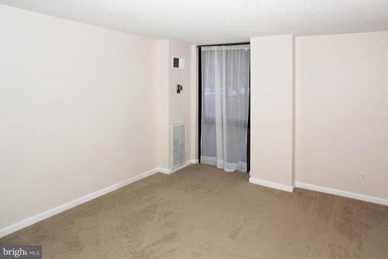 2300 Pimmit Drive - Photo 4
