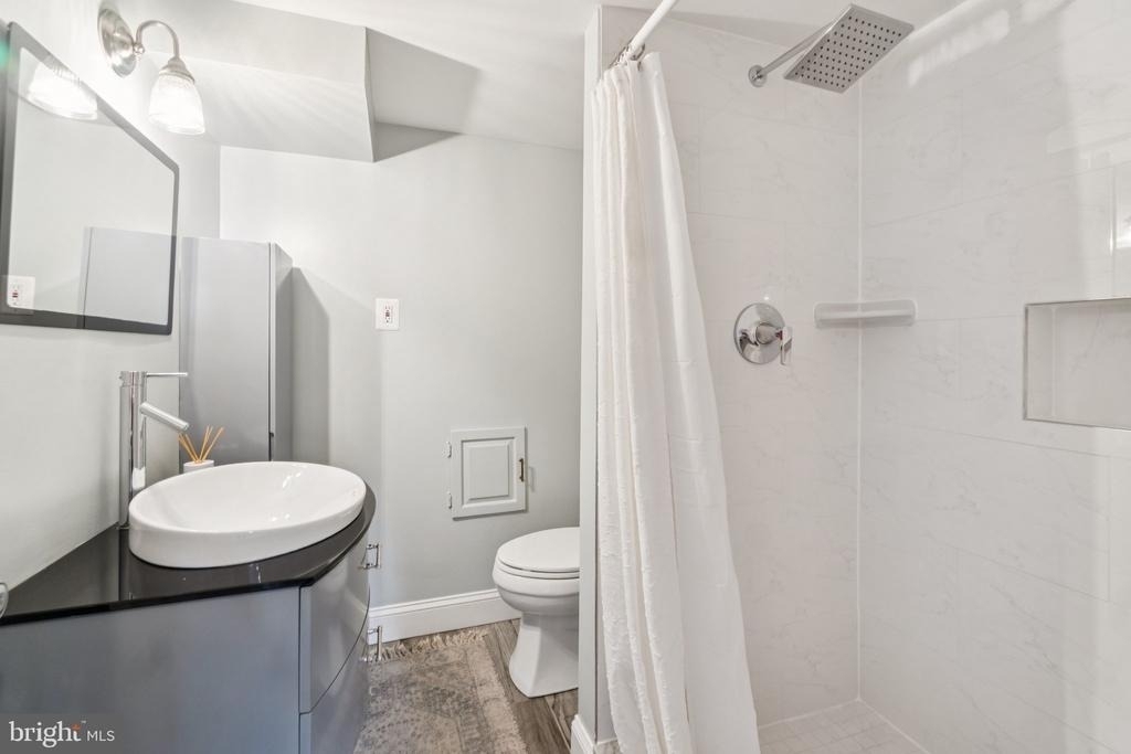 7412 Farnum Street - Photo 18