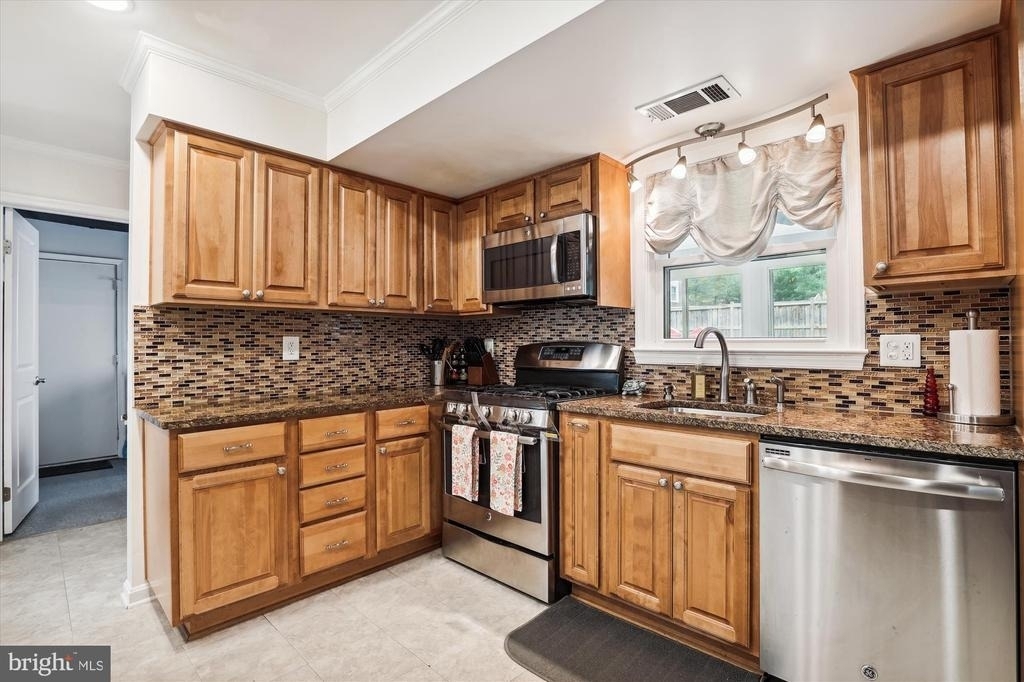 4555 Lantern Place - Photo 11