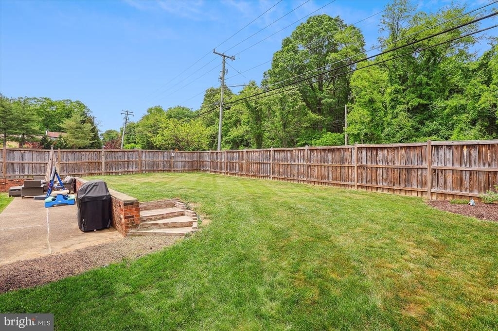 4555 Lantern Place - Photo 3