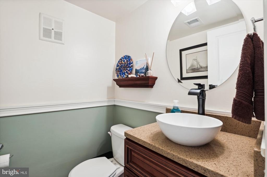 4555 Lantern Place - Photo 15