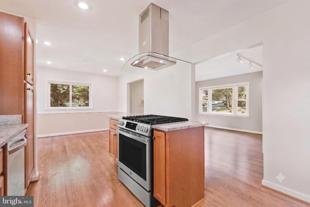 3160 Ravenwood Drive - Photo 10