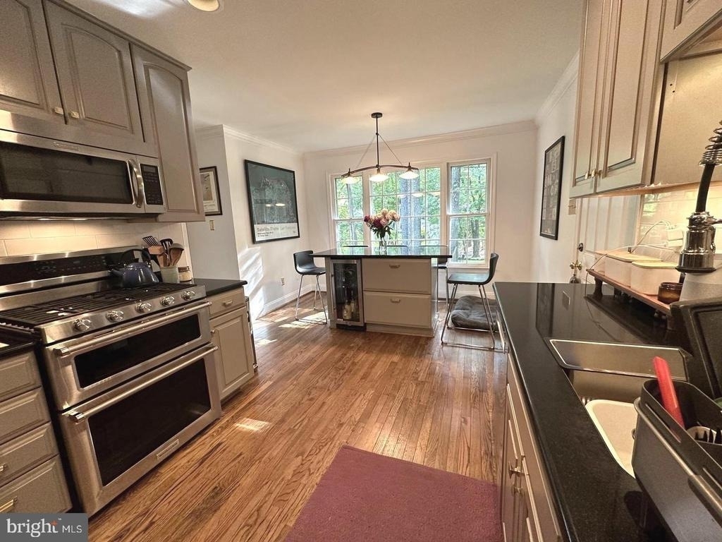 725 Forest Park Road - Photo 4