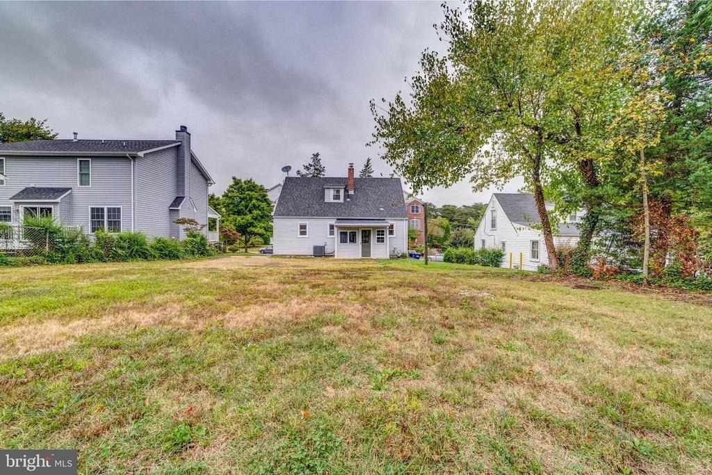 2425 Fort Drive - Photo 20