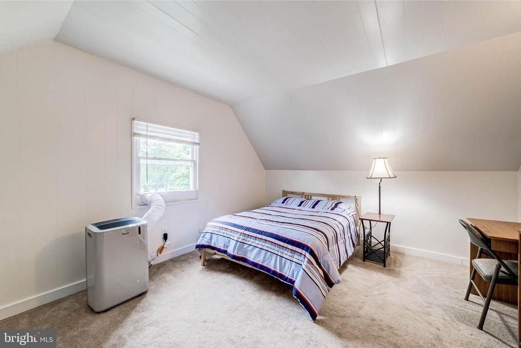 2425 Fort Drive - Photo 16