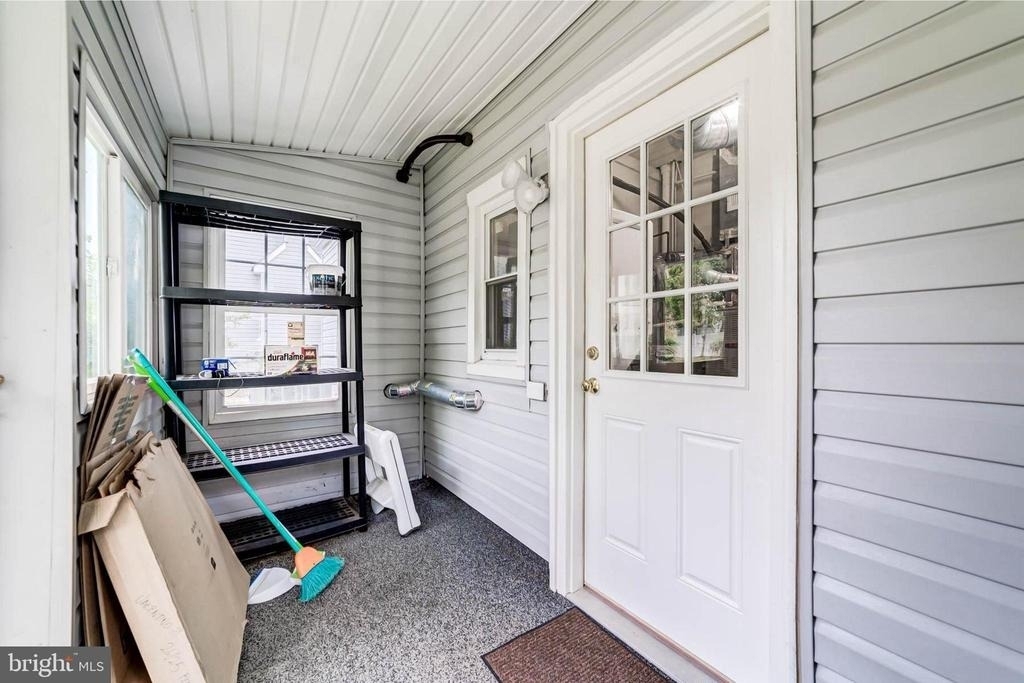 2425 Fort Drive - Photo 19