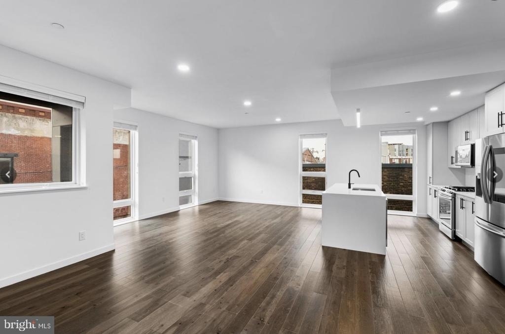 1501 N 31st Street - Photo 8