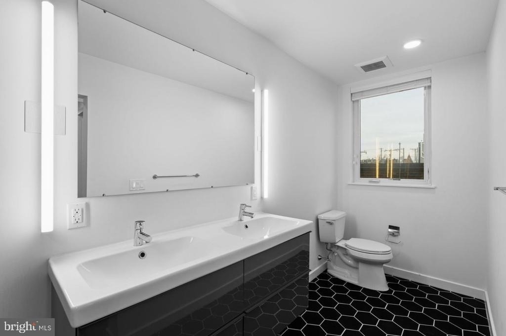 1501 N 31st Street - Photo 20