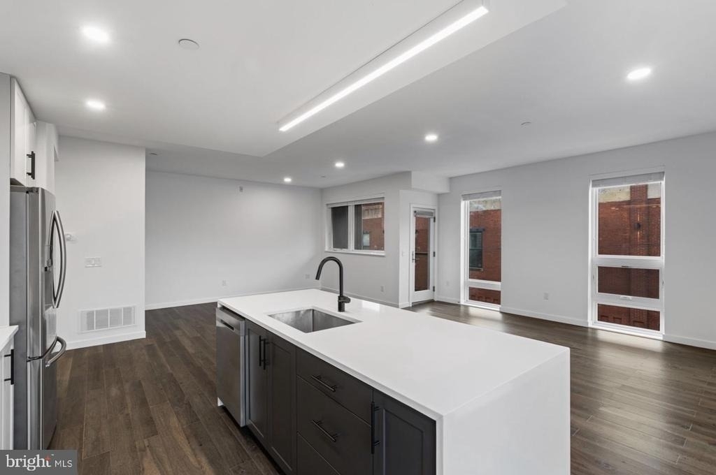 1501 N 31st Street - Photo 6