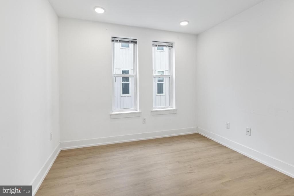 1335 N Marston Street - Photo 18