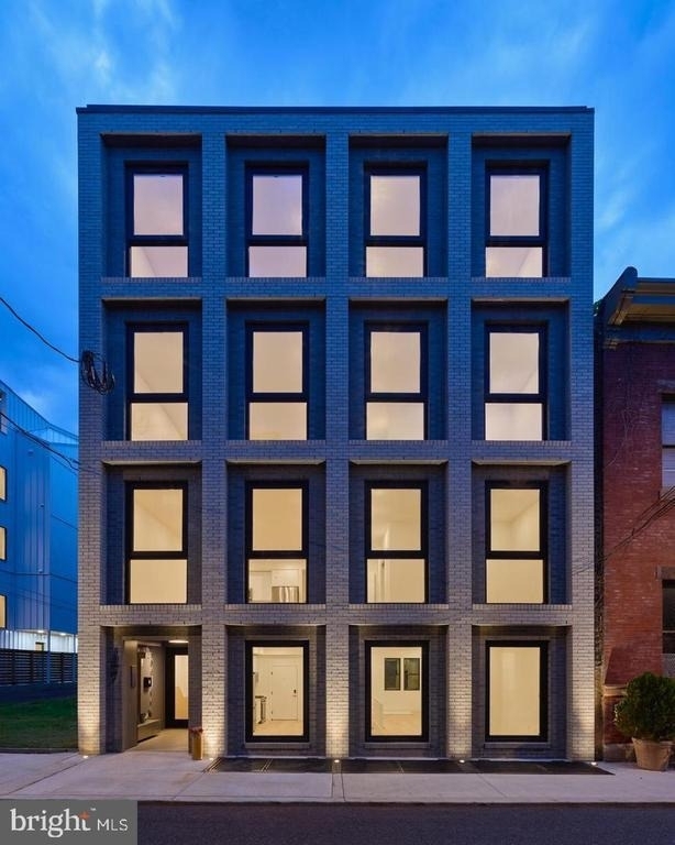 2007 Cambridge Street - Photo 0