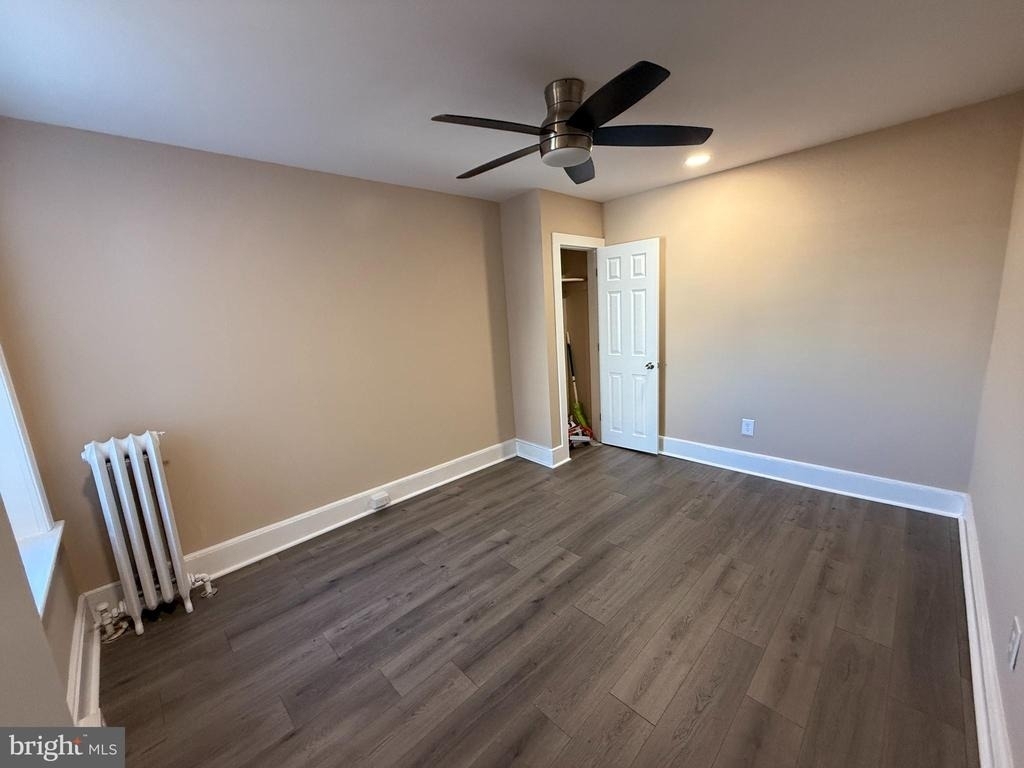 2423 E Allegheny Ave - Photo 5