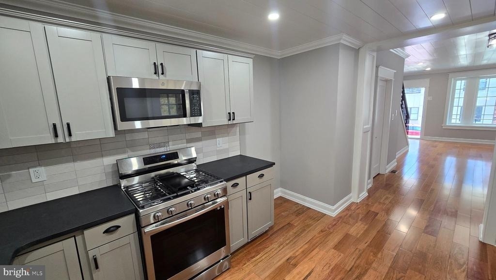 4121 Tower Street - Photo 6