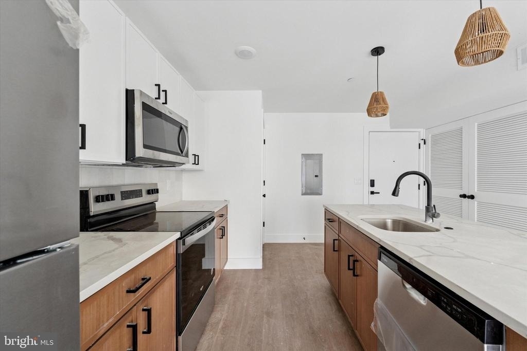 2520 N Front St - Photo 0