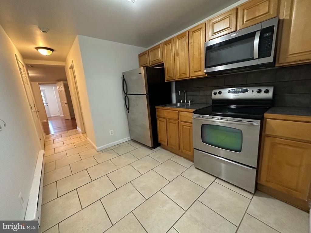 1915 Wharton Street - Photo 1