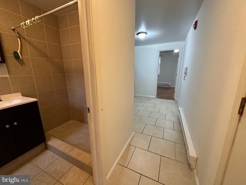 1915 Wharton Street - Photo 11